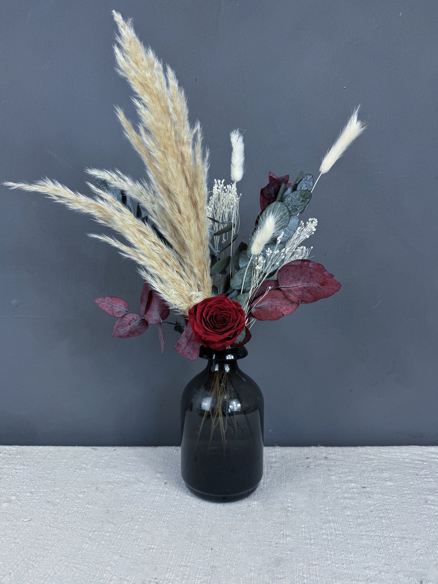 Yasmine Dried Flower Arrangement