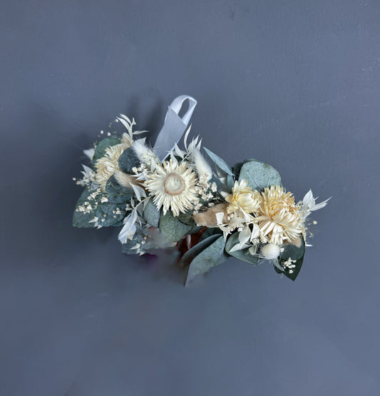 Hana dried flower hair crown