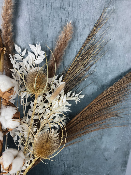 Nia Dried Flower Arrangement